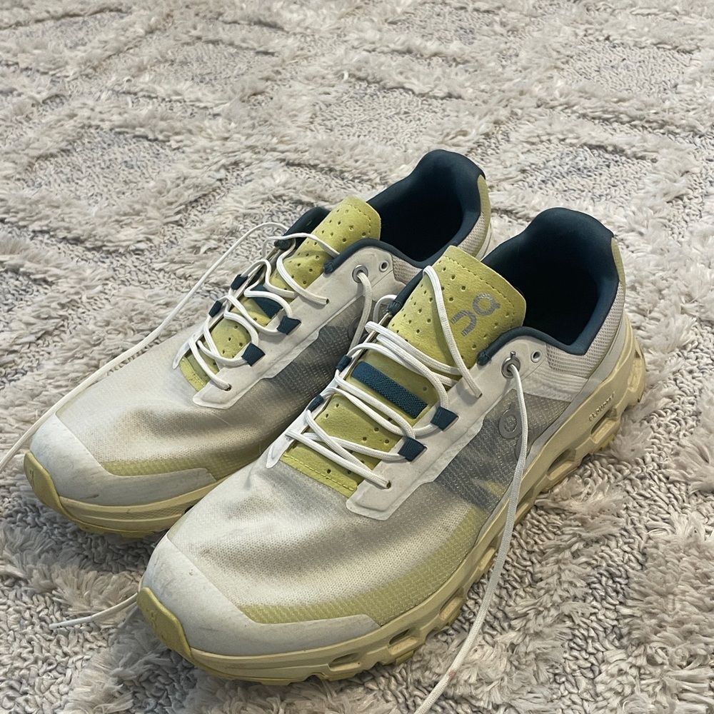 On Cloud Running Cloudtec Men's worn White and Yellow Shoes